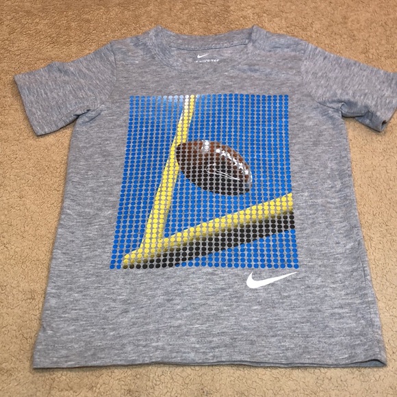 4 Nike size 4 shirts - Picture 4 of 6